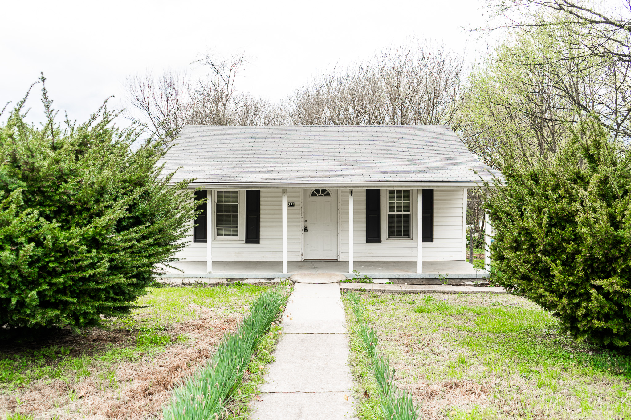 322 Russell Rd