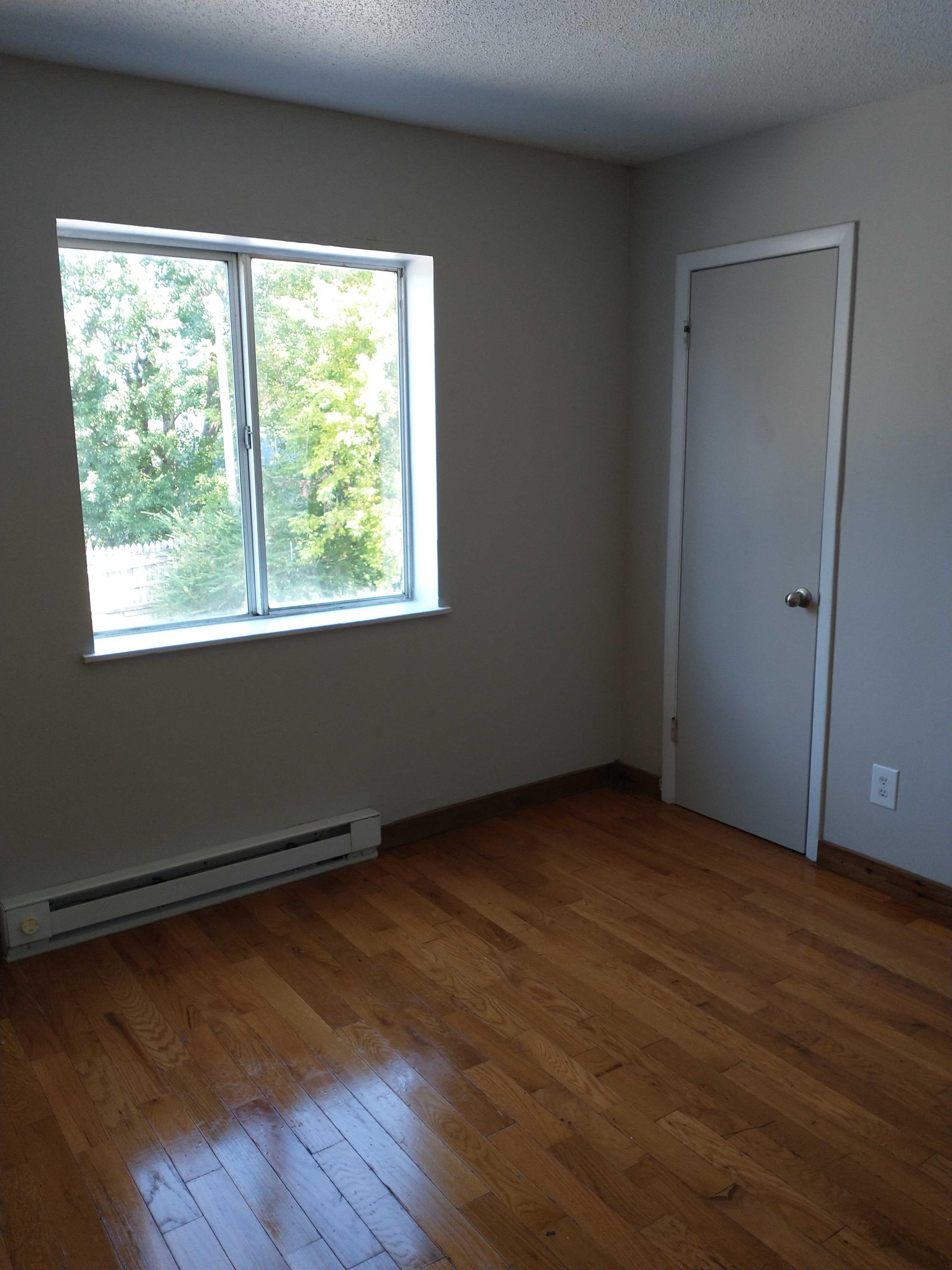 427 West G Street - 7
